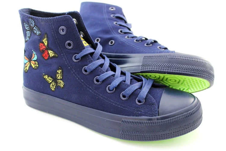 1605701e95e1f8081e8d7be9e60bbba2