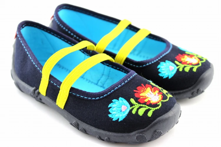 lemigo-pola-567-granat-haft-kwiaty-ludowe-buty-obuwie-kapcie-1.JPG