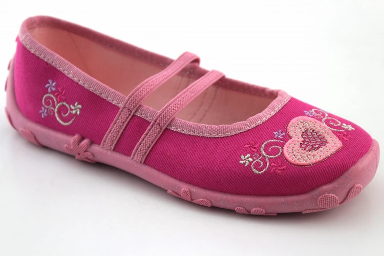 lemigo-pola-567-roz-landrynka-haft-serce-buty-obuwie-kapcie-4.JPG