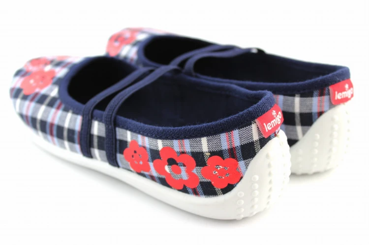 lemigo-pola-567-kratka-czerwone-kwiatki-malowane-buty-obuwie-kapcie-2.JPG